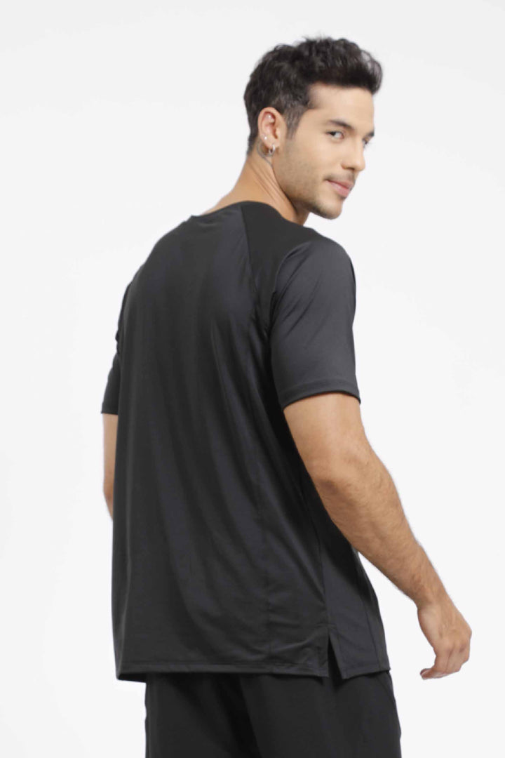 CAMISA DEPORTIVA HOMBRE NEGRO UFSPORT- CHM-001