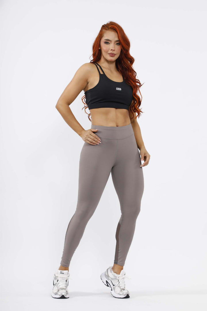 CONJUNTO-DEPORTIVO-MUJER-LEGGINS GRIS-TOP NEGRO LD- 859 GRIS TC- 224 NEGRO
