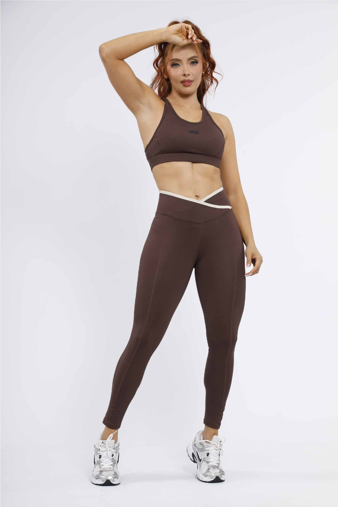 CONJUNTO DEPORTIVO MUJER CAFE - LD- 891 TC- 228