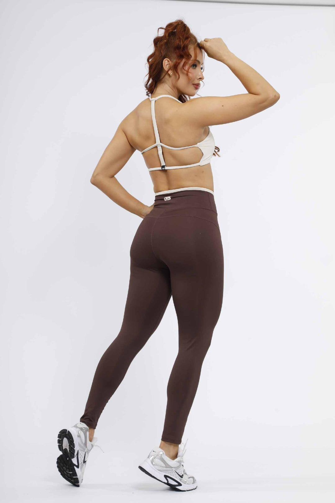 CONJUNTO DEPORTIVO MUJER- LD-891 CAFE  TC-218 ARENA