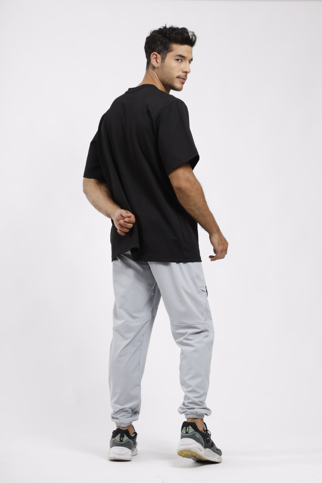 CAMISA OVERSIZE NEGRA
