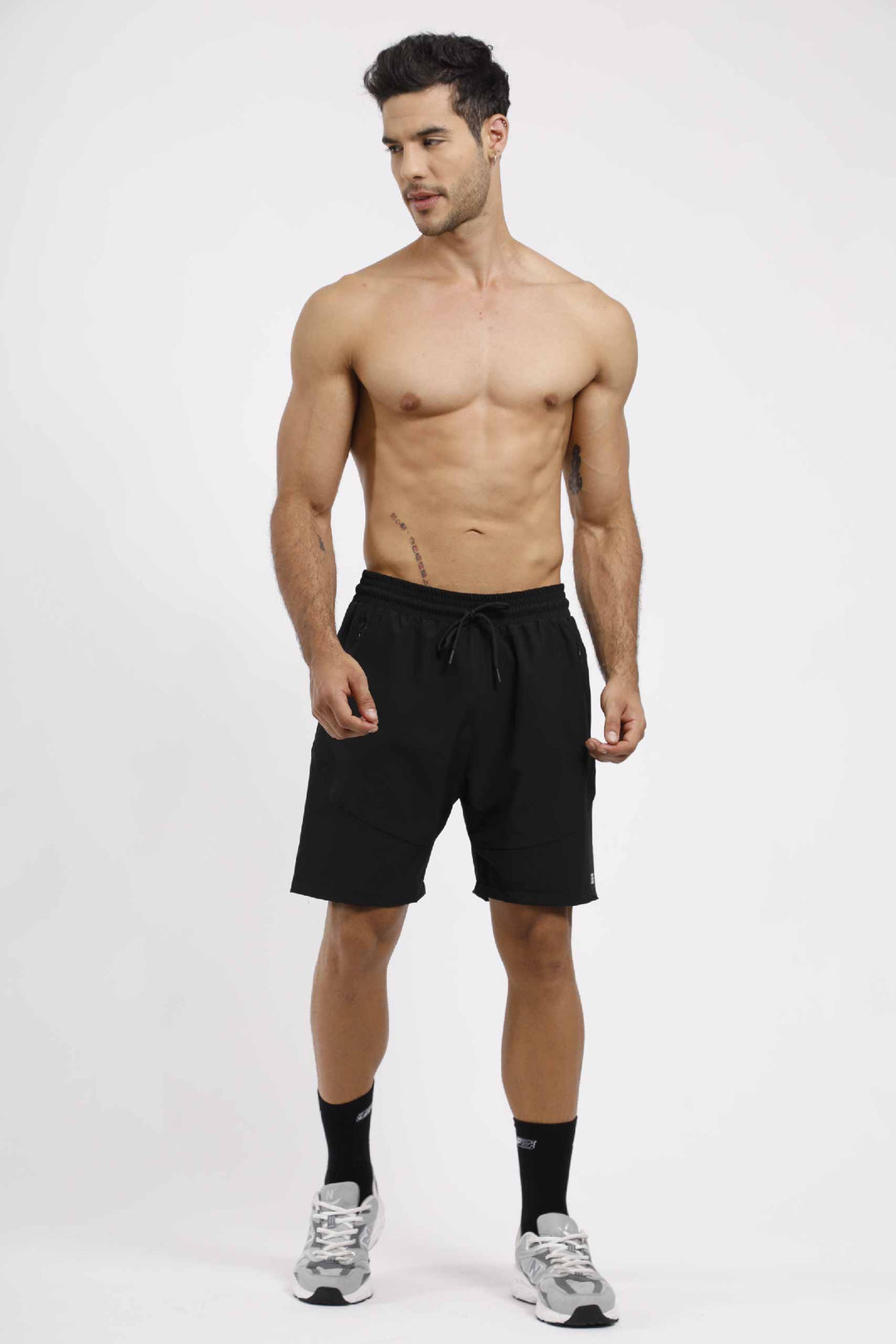 PANTALONETA DEPORTIVA HOMBRE NEGRA