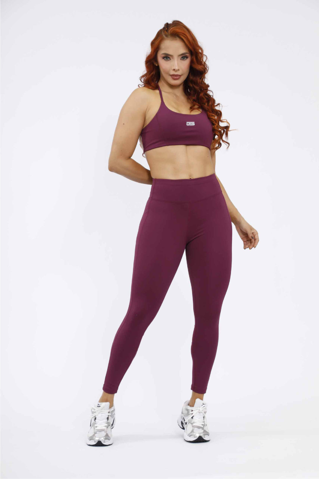 TOP DEPORTIVO MUJER UVA TC-218